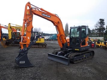 Main image Doosan DX85R-3
